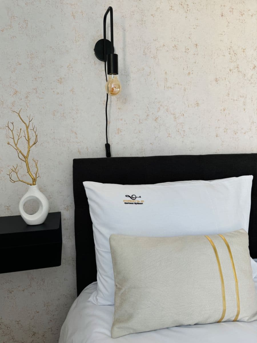 Prodej bytu 1+kk 22 m², Plzeňská, Praha, Praha Prodej bytu 1+kk 22 m², Plzeňská, Praha, Praha