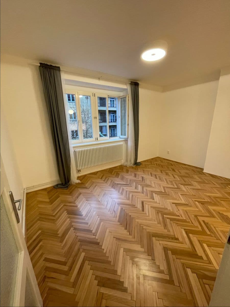 Pronájem bytu 2+kk 50 m², Biskupcova, Praha, Praha Pronájem bytu 2+kk 50 m², Biskupcova, Praha, Praha