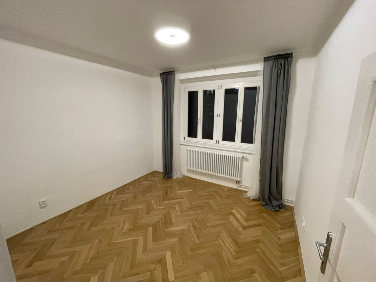 Pronájem bytu 2+kk 50 m², Biskupcova, Praha, Praha Pronájem bytu 2+kk 50 m², Biskupcova, Praha, Praha