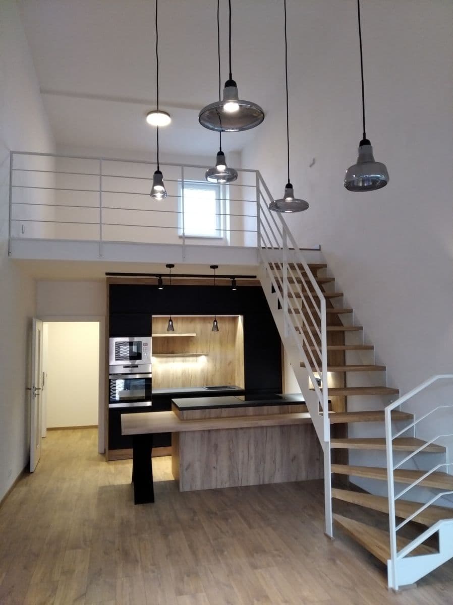 Pronájem bytu 2+kk 48 m², Zlín, Zlínský kraj Pronájem bytu 2+kk 48 m², Zlín, Zlínský kraj