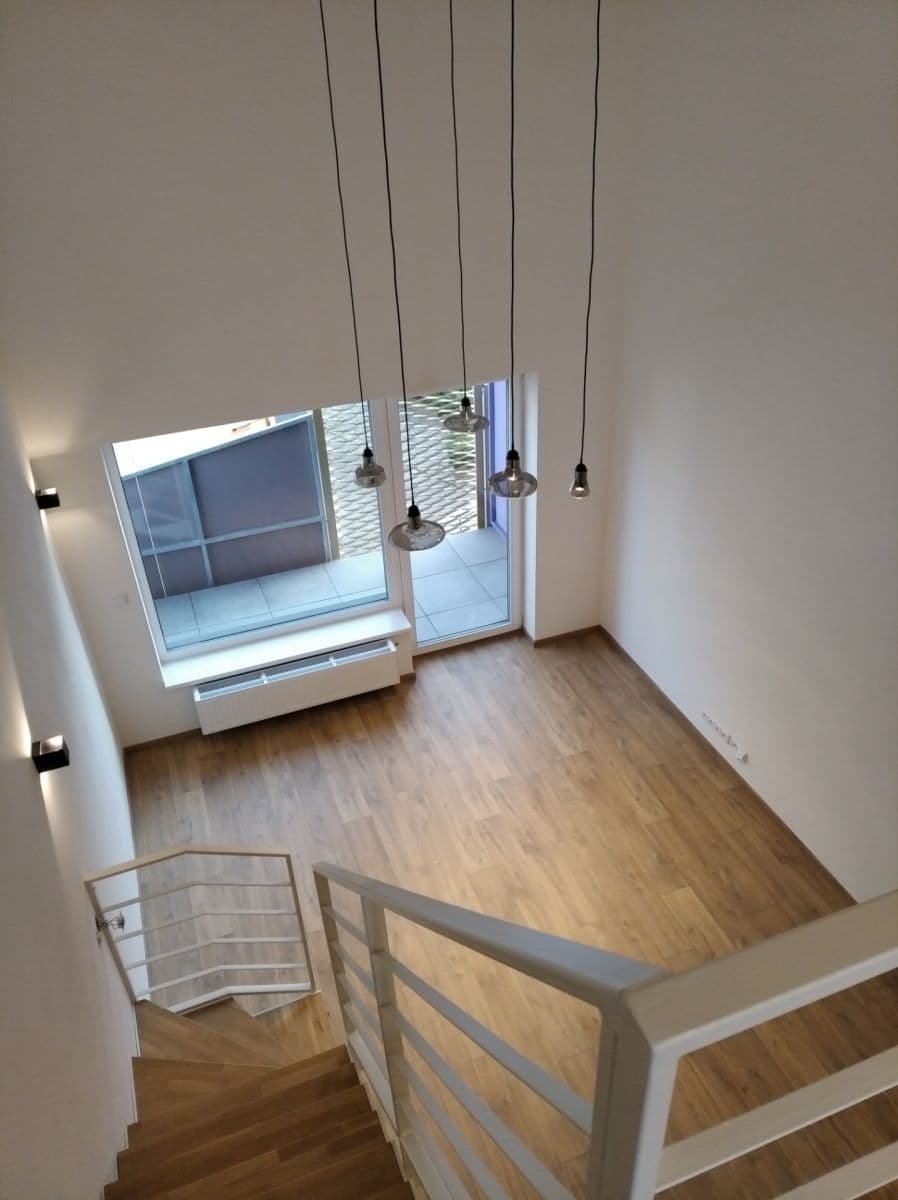 Pronájem bytu 2+kk 48 m², Zlín, Zlínský kraj Pronájem bytu 2+kk 48 m², Zlín, Zlínský kraj