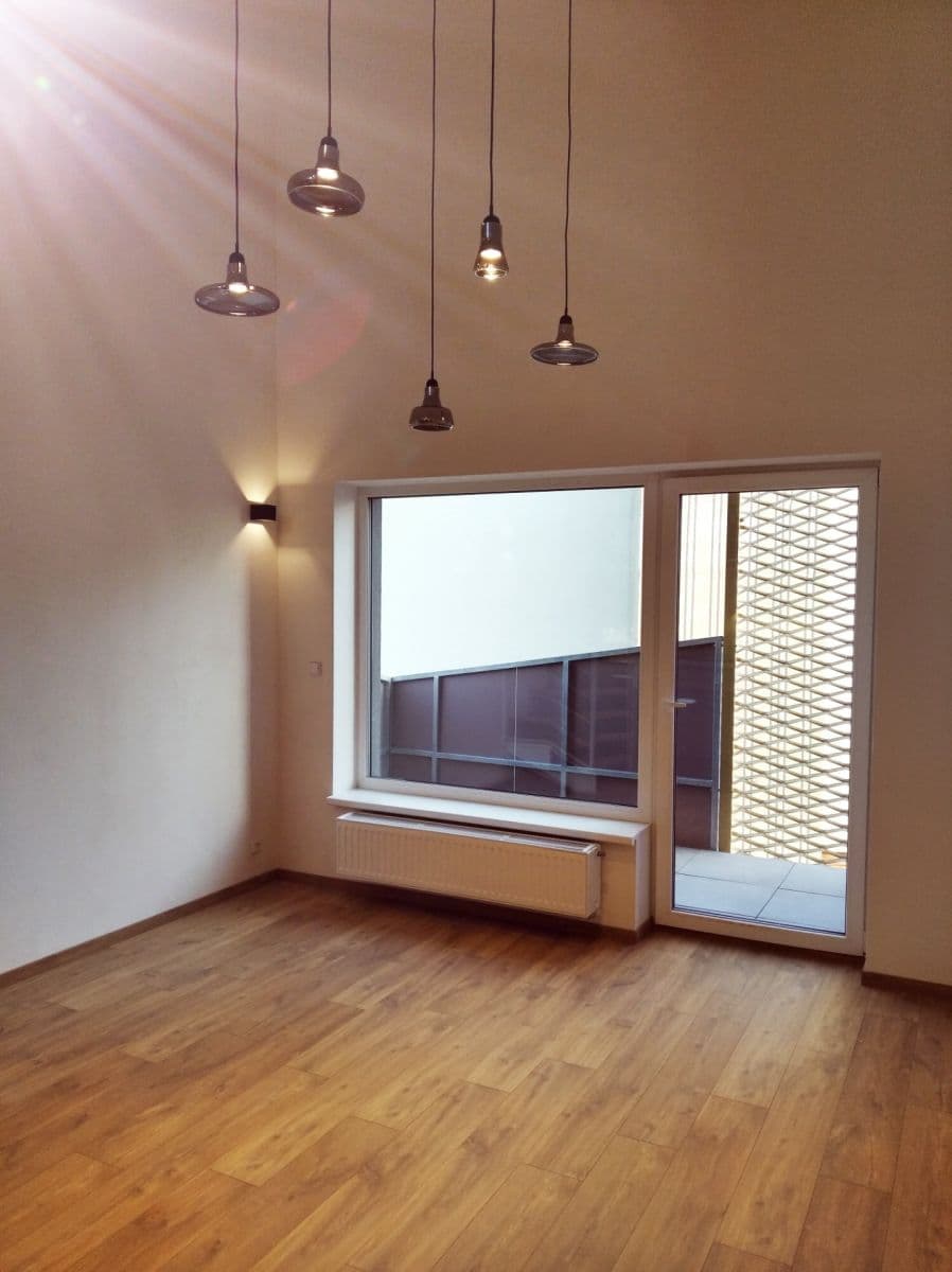 Pronájem bytu 2+kk 48 m², Zlín, Zlínský kraj Pronájem bytu 2+kk 48 m², Zlín, Zlínský kraj