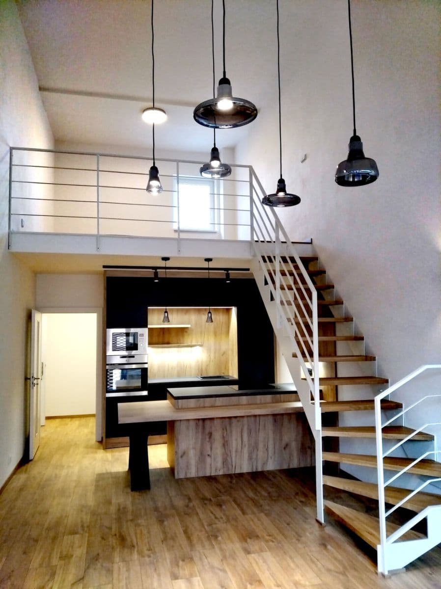 Pronájem bytu 2+kk 48 m², Zlín, Zlínský kraj Pronájem bytu 2+kk 48 m², Zlín, Zlínský kraj