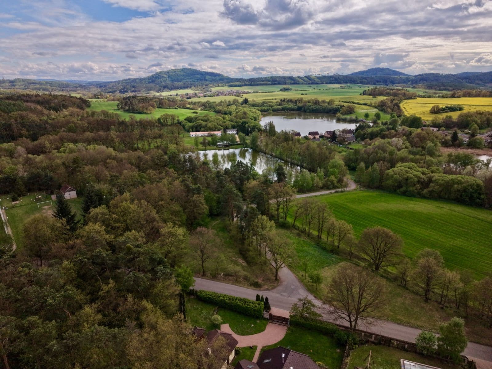 Prodej domu 264 m², pozemek 1.343 m², Benešov, Středočeský kraj Prodej domu 264 m², pozemek 1.343 m², Benešov, Středočeský kraj