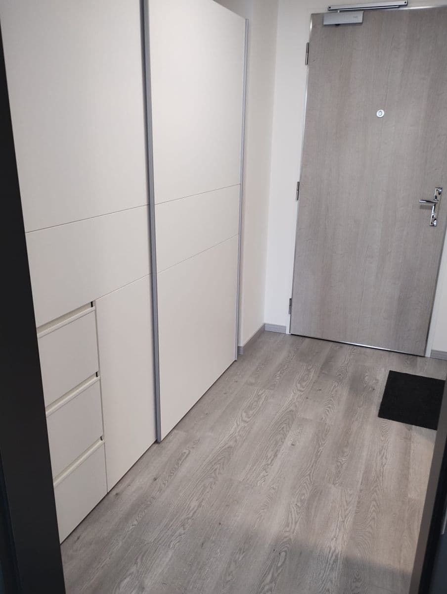 Pronájem bytu 1+kk 47 m², Poděbradská, Praha, Praha Pronájem bytu 1+kk 47 m², Poděbradská, Praha, Praha