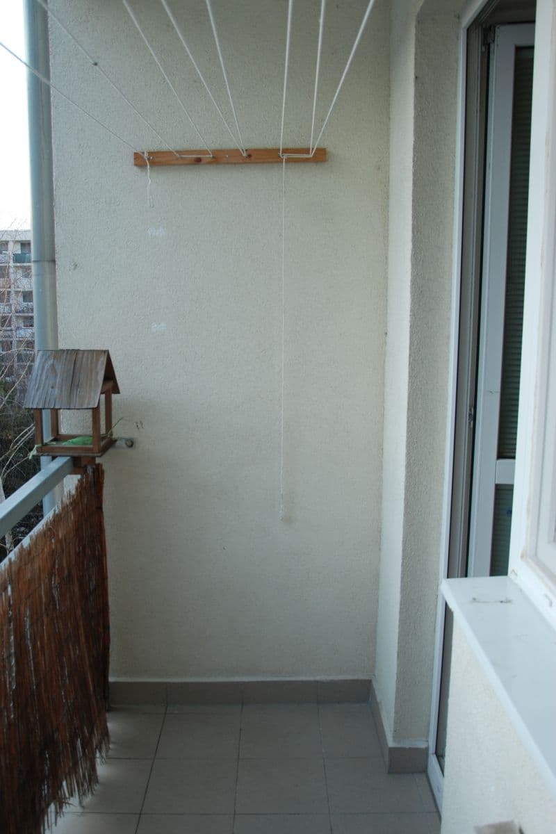 Pronájem bytu 3+1 68 m², Nad Štolami, Odolena Voda, Středočeský kraj Pronájem bytu 3+1 68 m², Nad Štolami, Odolena Voda, Středočeský kraj