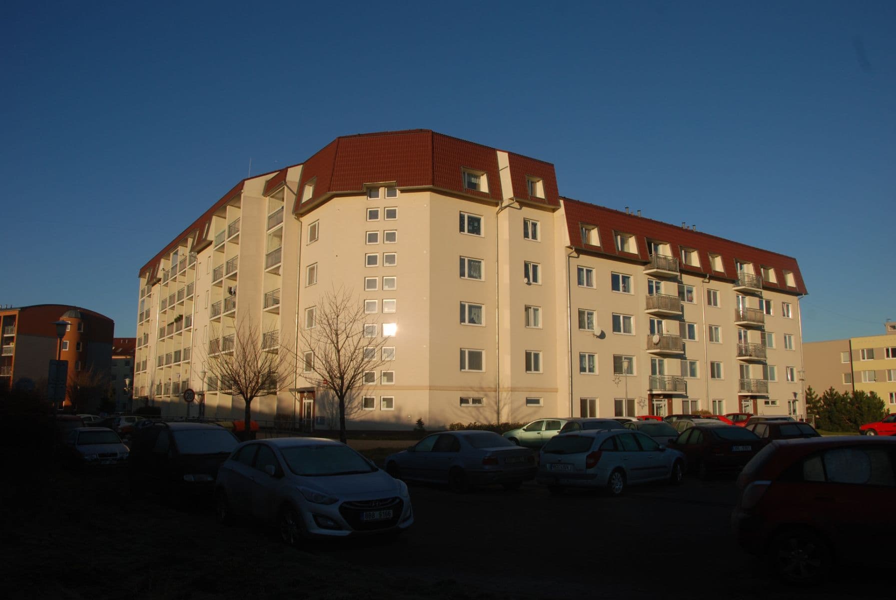 Pronájem bytu 3+1 68 m², Nad Štolami, Odolena Voda, Středočeský kraj Pronájem bytu 3+1 68 m², Nad Štolami, Odolena Voda, Středočeský kraj