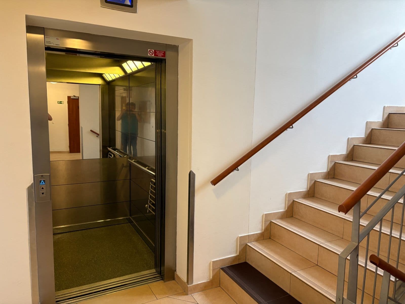 Prodej bytu 1+kk 26 m², Nademlejnská, Praha, Praha Prodej bytu 1+kk 26 m², Nademlejnská, Praha, Praha