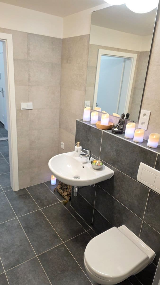 Pronájem bytu 1+kk 31 m², Hermanové, Praha, Praha Pronájem bytu 1+kk 31 m², Hermanové, Praha, Praha