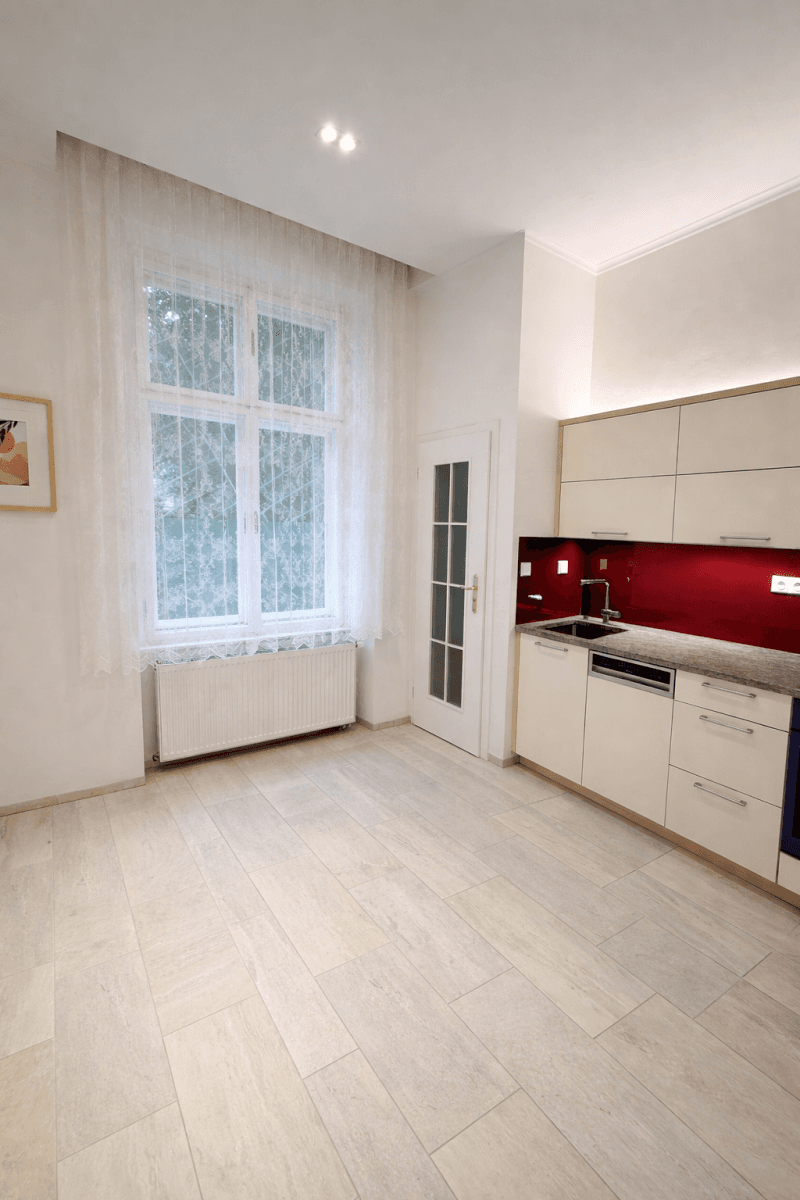 Pronájem bytu 2+1 56 m², Všehrdova, Praha, Praha Pronájem bytu 2+1 56 m², Všehrdova, Praha, Praha