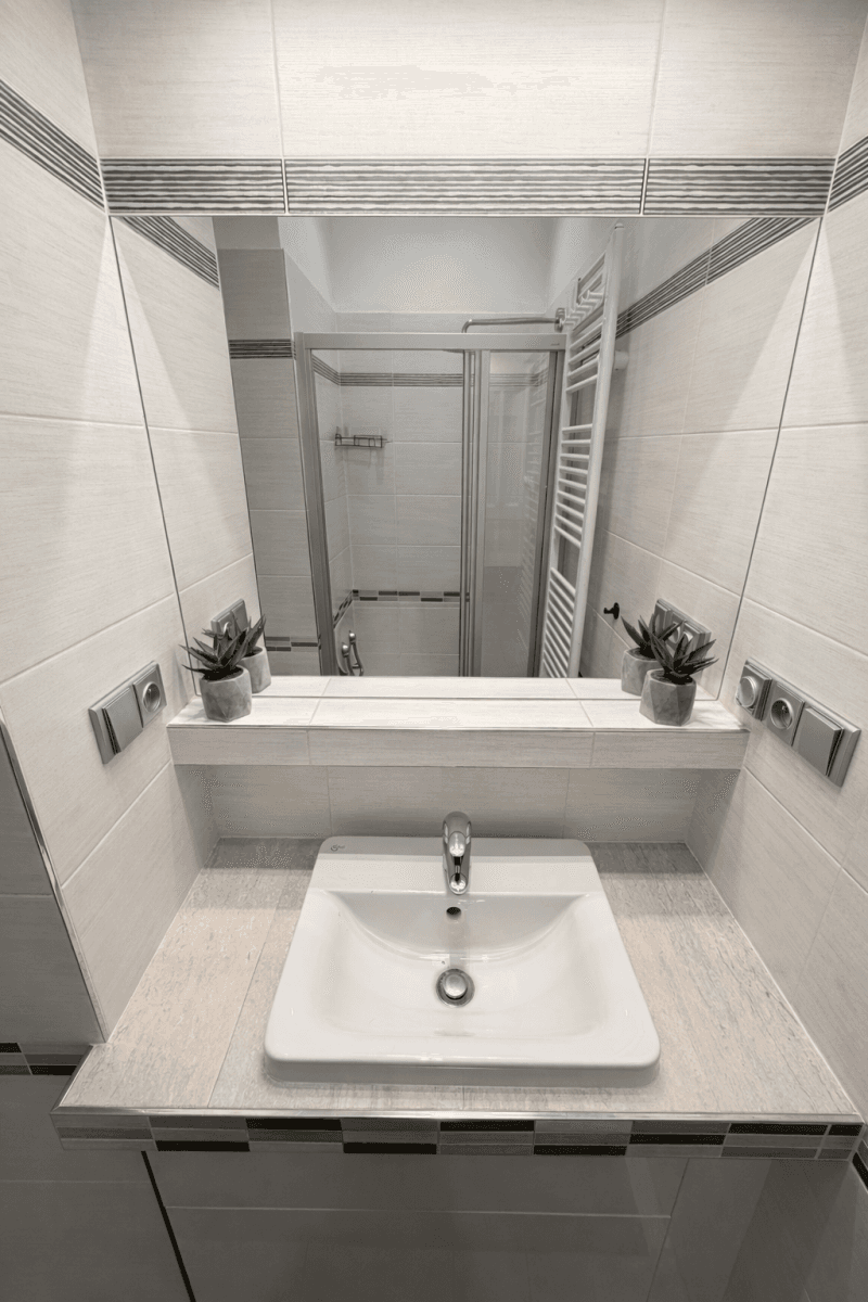 Pronájem bytu 2+1 56 m², Všehrdova, Praha, Praha Pronájem bytu 2+1 56 m², Všehrdova, Praha, Praha