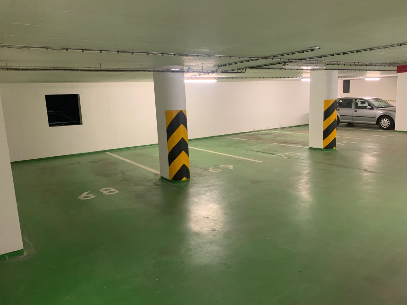 Pronájem garáže 15 m², Praha, Praha Pronájem garáže 15 m², Praha, Praha