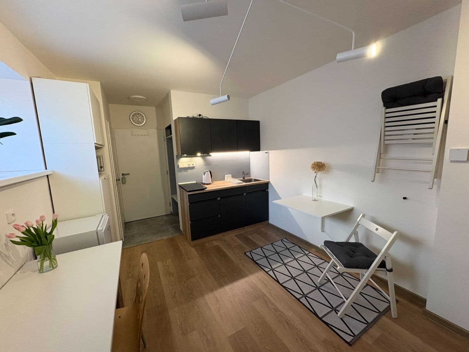 Pronájem bytu Garsoniéra 19 m², Šmolíkova, Praha, Praha Pronájem bytu Garsoniéra 19 m², Šmolíkova, Praha, Praha