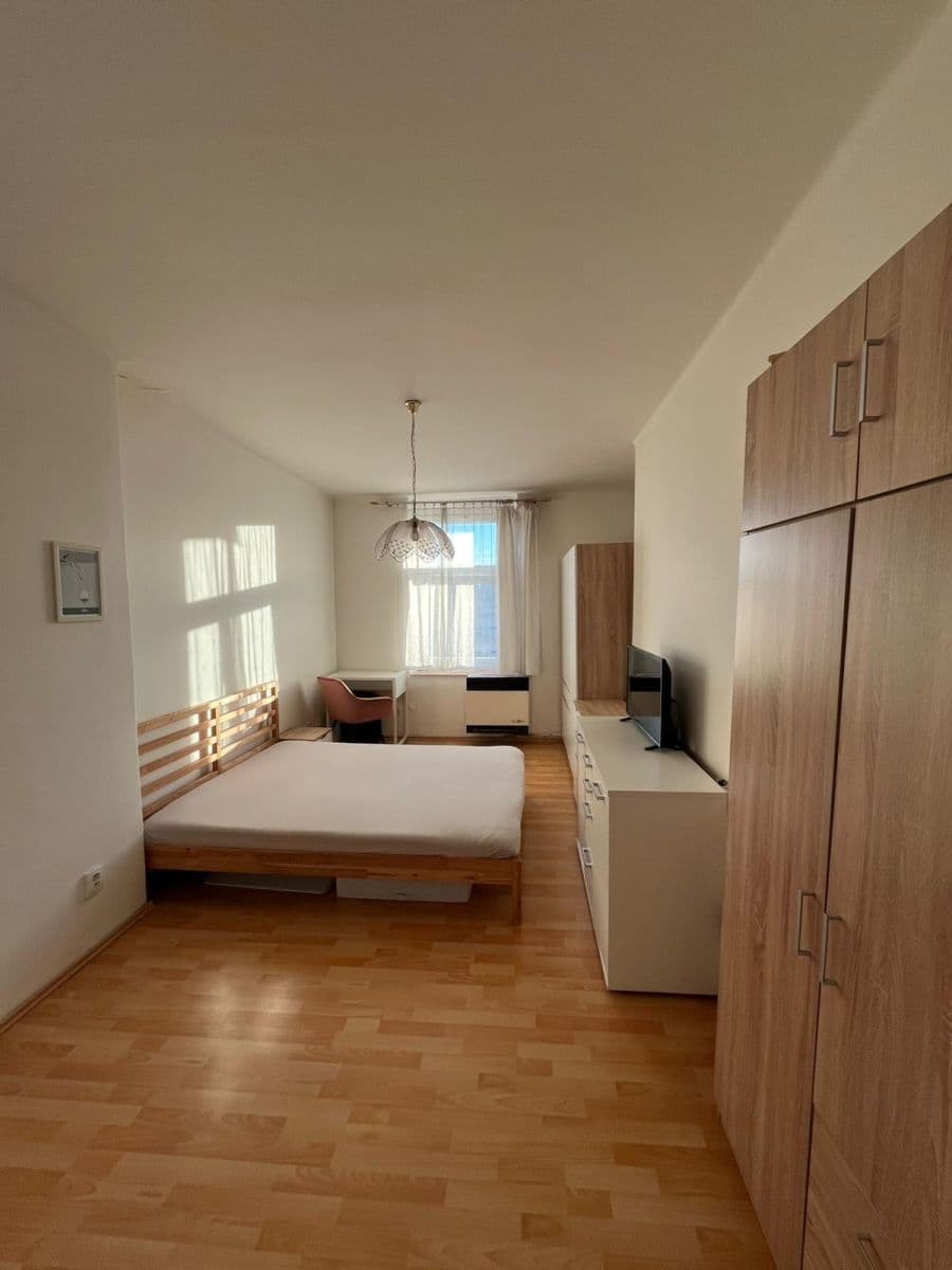 Pronájem bytu 1+1 30 m², U Skládky, Praha, Praha Pronájem bytu 1+1 30 m², U Skládky, Praha, Praha