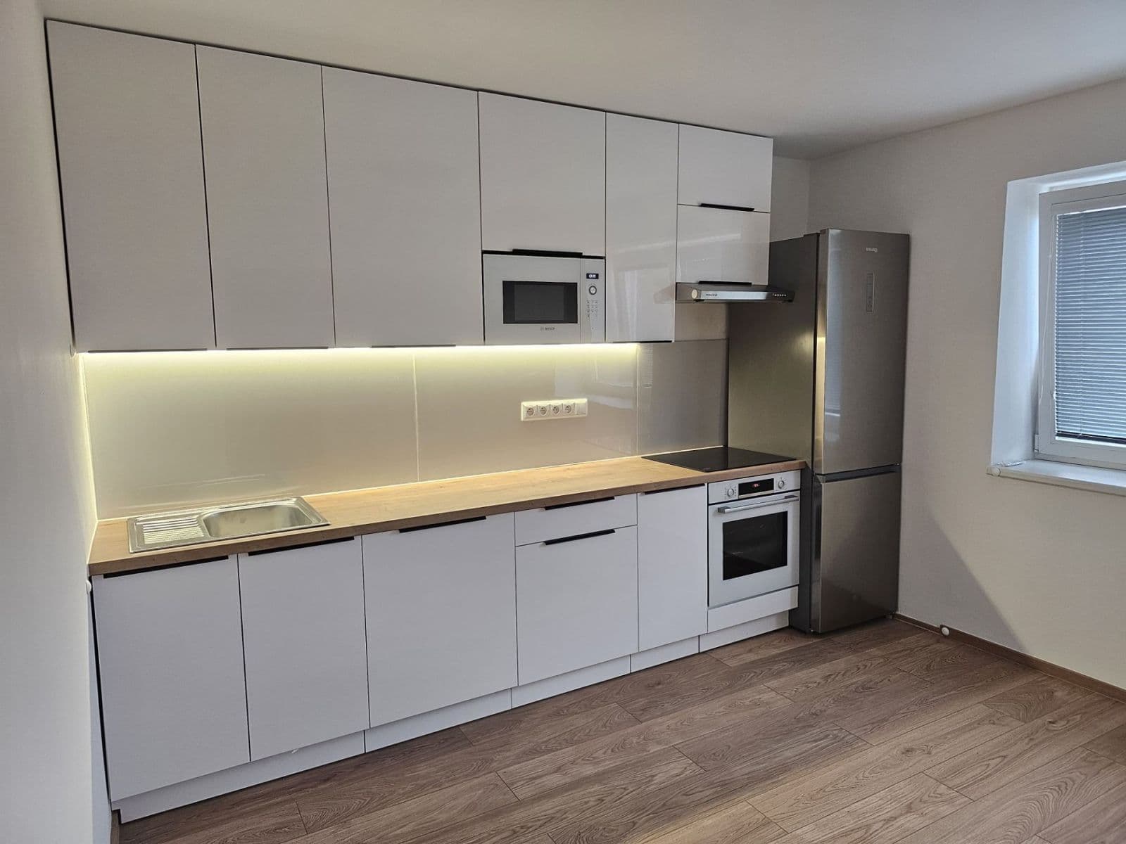 Pronájem bytu 2+kk 40 m², V Kališti, Praha, Praha Pronájem bytu 2+kk 40 m², V Kališti, Praha, Praha