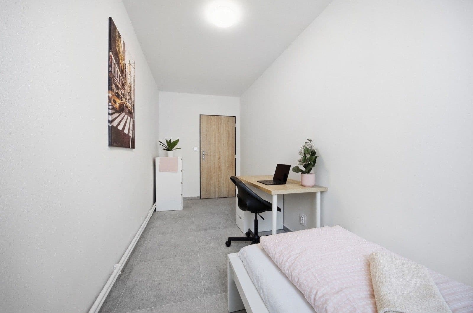 Pronájem bytu 6+1 130 m², Veltruská, Praha, Praha Pronájem bytu 6+1 130 m², Veltruská, Praha, Praha