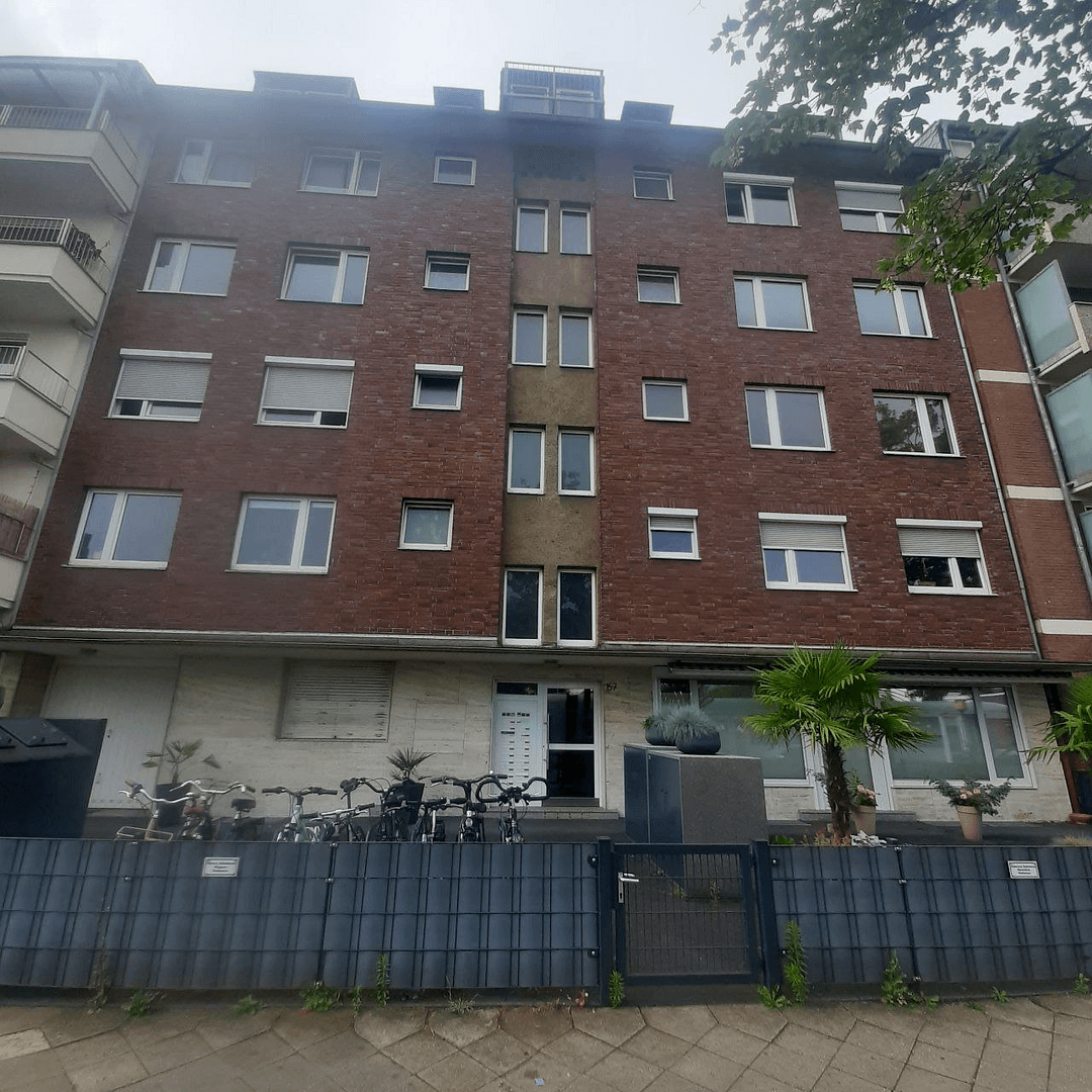 Prodej bytu 1+1 32 m², Aachenerstr. 157, Düsseldorf, Severní Porýní-Vestfálsko Prodej bytu 1+1 32 m², Aachenerstr. 157, Düsseldorf, Severní Porýní-Vestfálsko