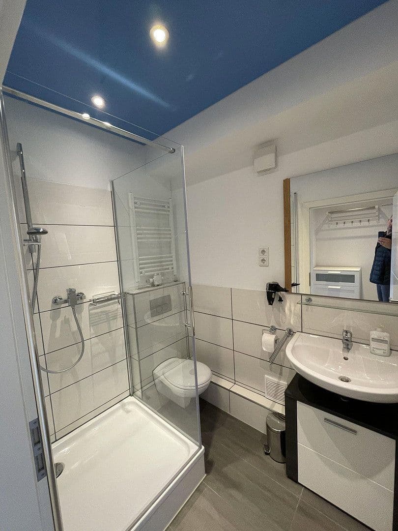 Prodej bytu 1+1 32 m², Aachenerstr. 157, Düsseldorf, Severní Porýní-Vestfálsko Prodej bytu 1+1 32 m², Aachenerstr. 157, Düsseldorf, Severní Porýní-Vestfálsko