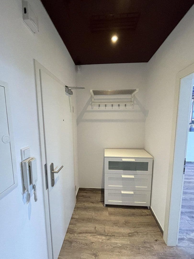 Prodej bytu 1+1 32 m², Aachenerstr. 157, Düsseldorf, Severní Porýní-Vestfálsko Prodej bytu 1+1 32 m², Aachenerstr. 157, Düsseldorf, Severní Porýní-Vestfálsko