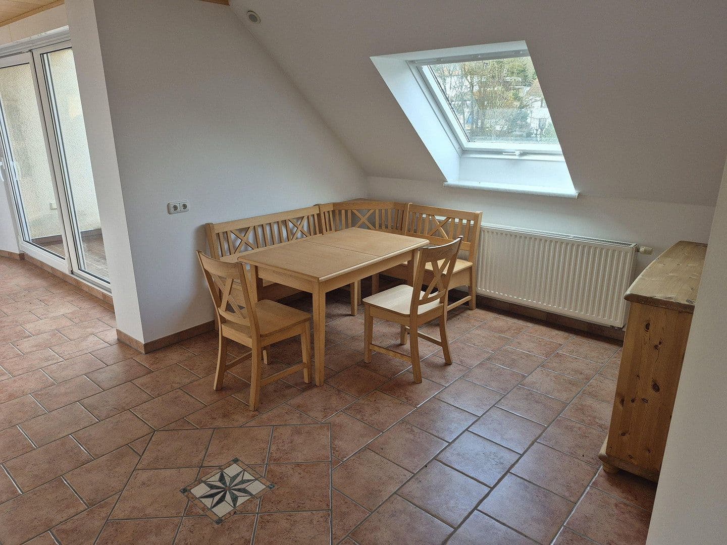 Pronájem bytu 5+1 106 m², Pezoldstraße 28, Gößweinstein, Bavorsko Pronájem bytu 5+1 106 m², Pezoldstraße 28, Gößweinstein, Bavorsko