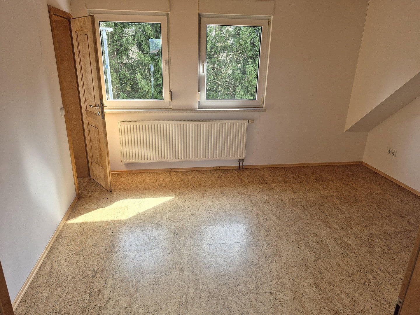 Pronájem bytu 5+1 106 m², Pezoldstraße 28, Gößweinstein, Bavorsko Pronájem bytu 5+1 106 m², Pezoldstraße 28, Gößweinstein, Bavorsko