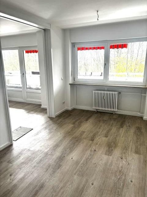 Pronájem bytu 3+1 92 m², Noestraße 28, München, Bavorsko Pronájem bytu 3+1 92 m², Noestraße 28, München, Bavorsko