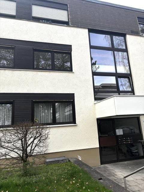 Pronájem bytu 3+1 92 m², Noestraße 28, München, Bavorsko Pronájem bytu 3+1 92 m², Noestraße 28, München, Bavorsko