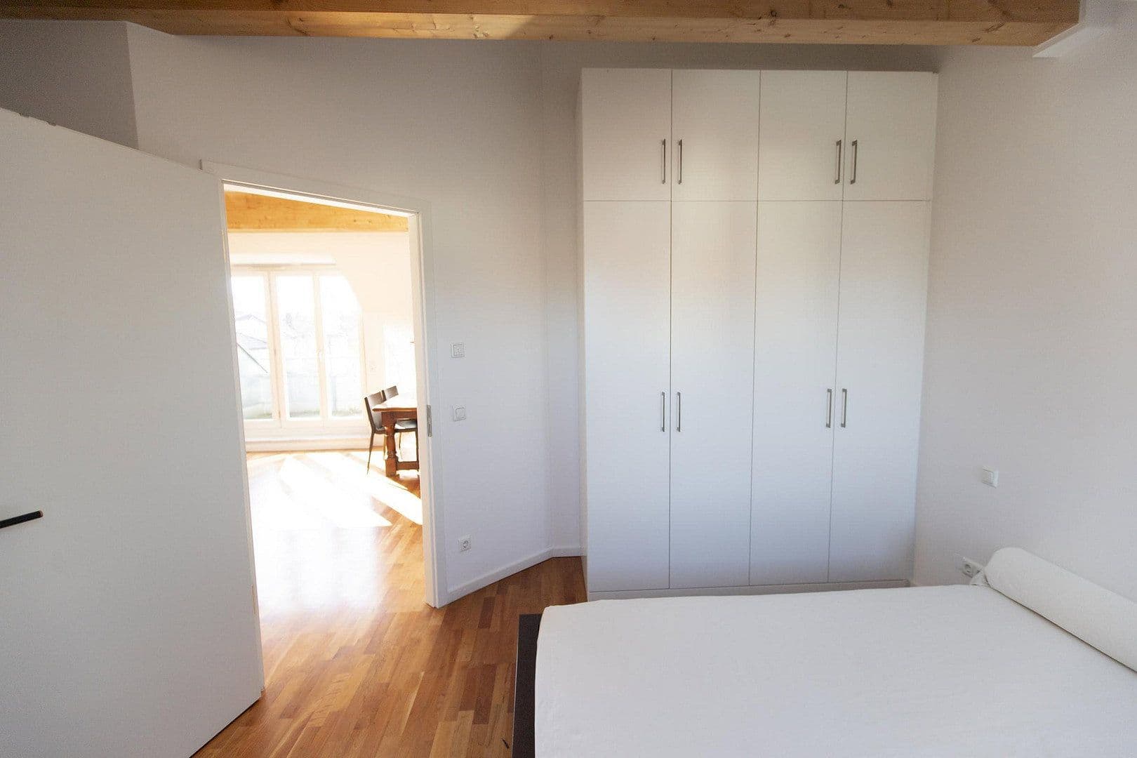 Pronájem bytu 3+1 90 m², Forstenrieder Allee 194, München, Bavorsko Pronájem bytu 3+1 90 m², Forstenrieder Allee 194, München, Bavorsko