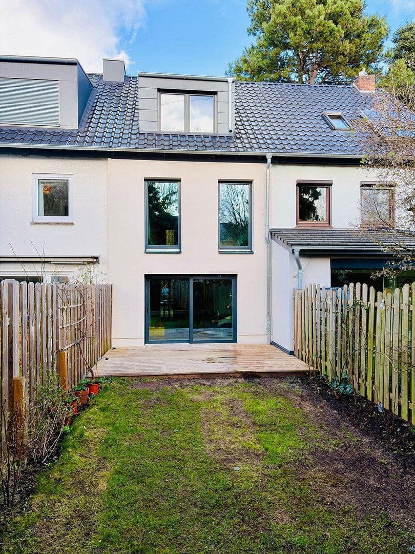 Prodej domu 100 m², pozemek 124 m², Döringweg 7d, Hamburg, Hamburg Prodej domu 100 m², pozemek 124 m², Döringweg 7d, Hamburg, Hamburg