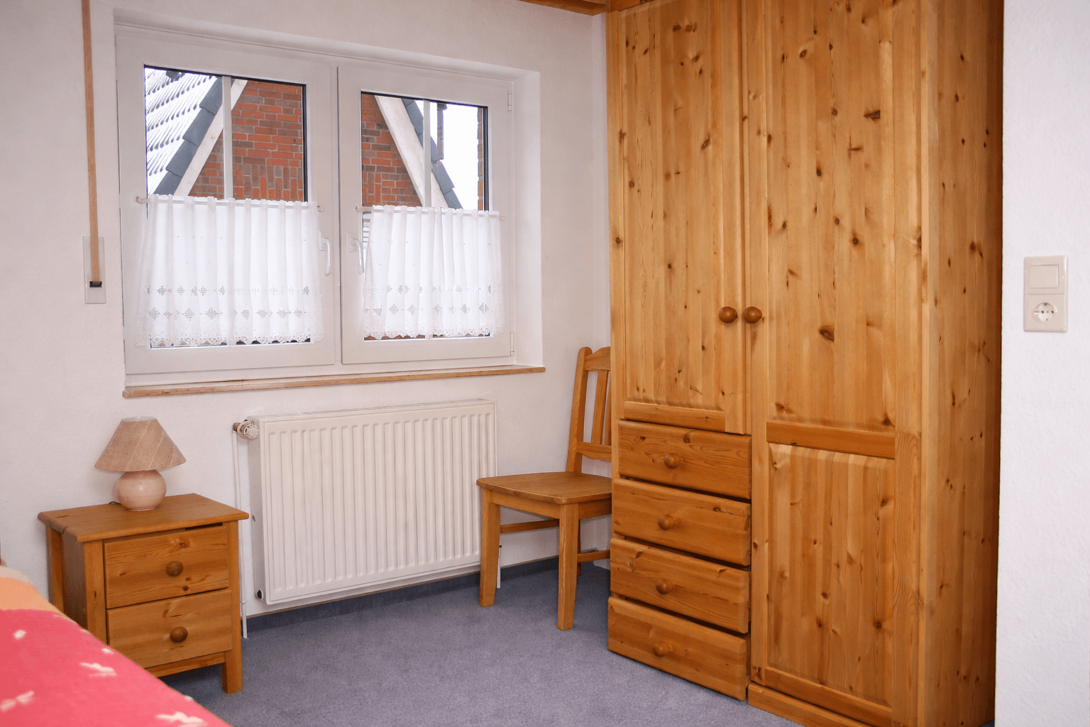 Prodej domu 80 m², pozemek 137 m², Hollwert 33b, Varel, Dolní Sasko Prodej domu 80 m², pozemek 137 m², Hollwert 33b, Varel, Dolní Sasko