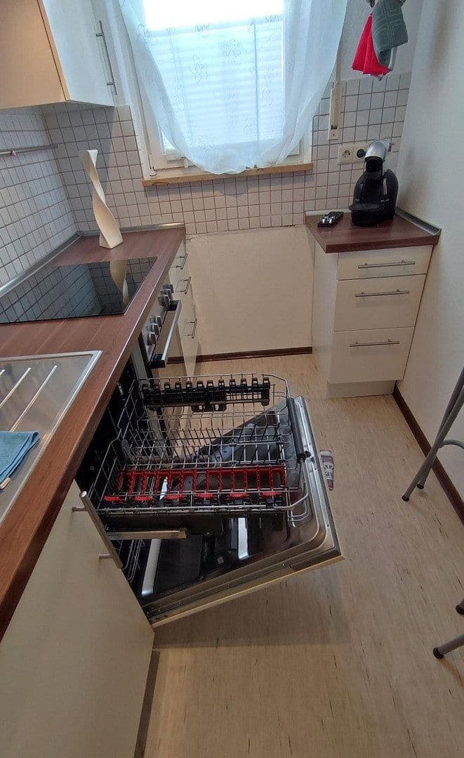 Pronájem bytu 2+1 60 m², Lisbethstr., Hannover, Dolní Sasko Pronájem bytu 2+1 60 m², Lisbethstr., Hannover, Dolní Sasko