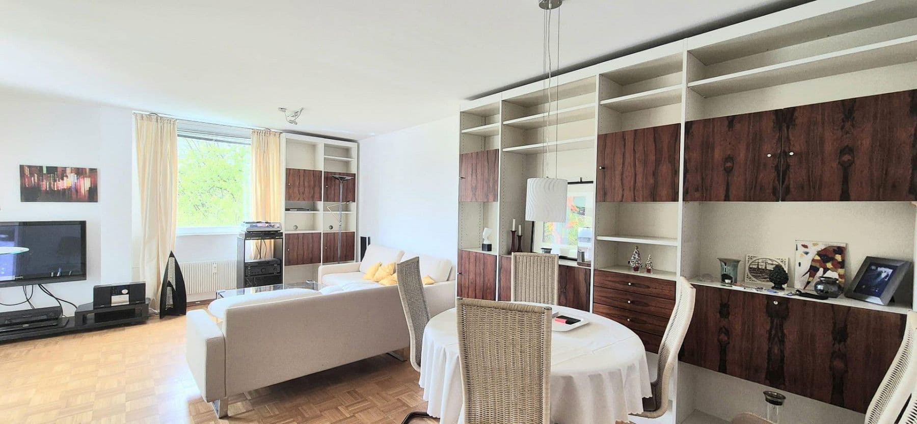 Prodej bytu 2+1 73 m², Essen, Severní Porýní-Vestfálsko Prodej bytu 2+1 73 m², Essen, Severní Porýní-Vestfálsko