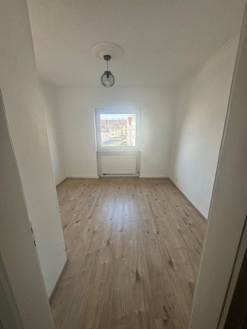 Pronájem bytu 78 m², Eisenstr. 21, Mannheim, Bádensko-Württembersko Pronájem bytu 78 m², Eisenstr. 21, Mannheim, Bádensko-Württembersko