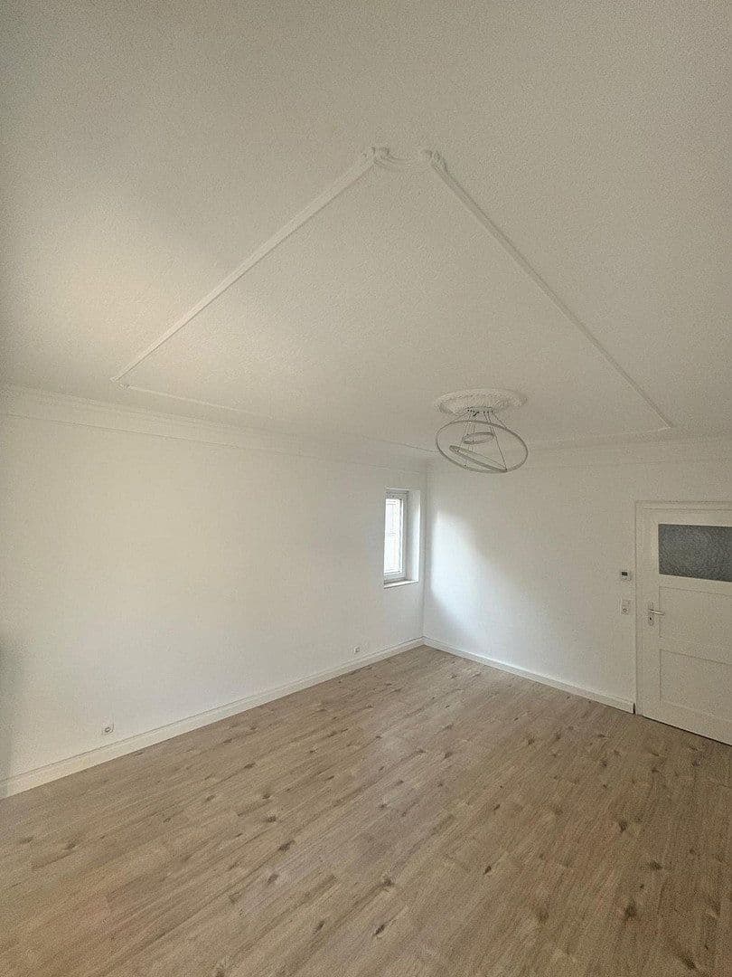 Pronájem bytu 78 m², Eisenstr. 21, Mannheim, Bádensko-Württembersko Pronájem bytu 78 m², Eisenstr. 21, Mannheim, Bádensko-Württembersko