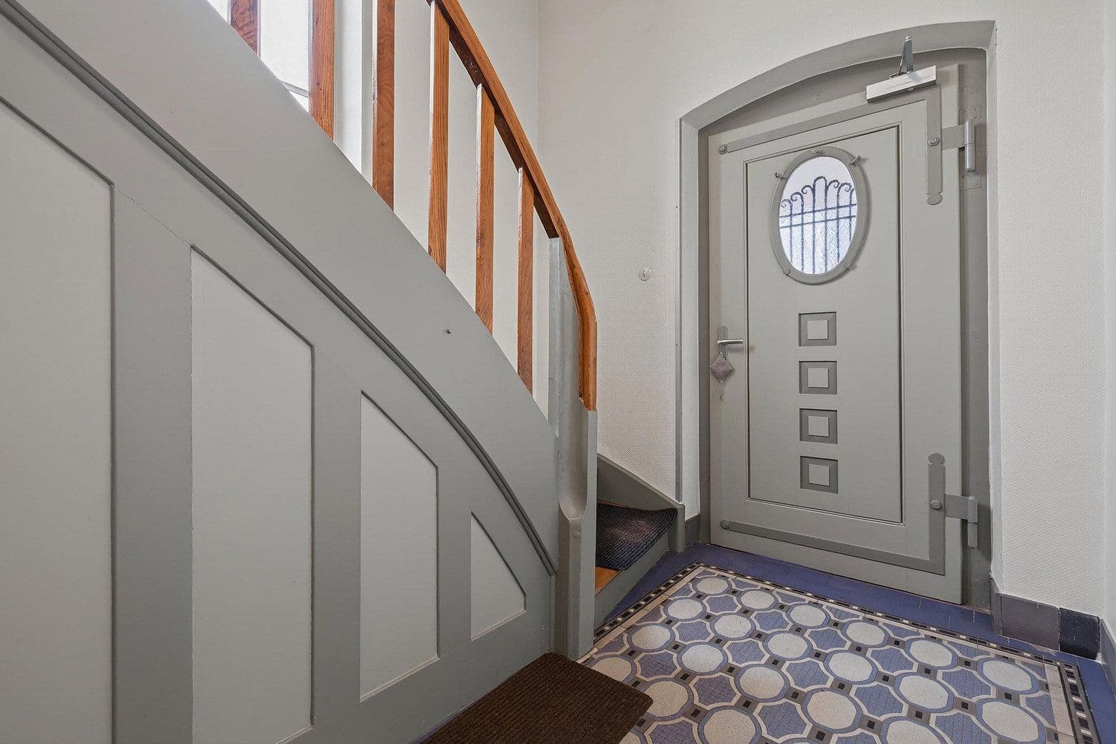 Pronájem bytu 3+1 78 m², Nonnenbühl 7, Karlsruhe Durlach, Bádensko-Württembersko Pronájem bytu 3+1 78 m², Nonnenbühl 7, Karlsruhe Durlach, Bádensko-Württembersko