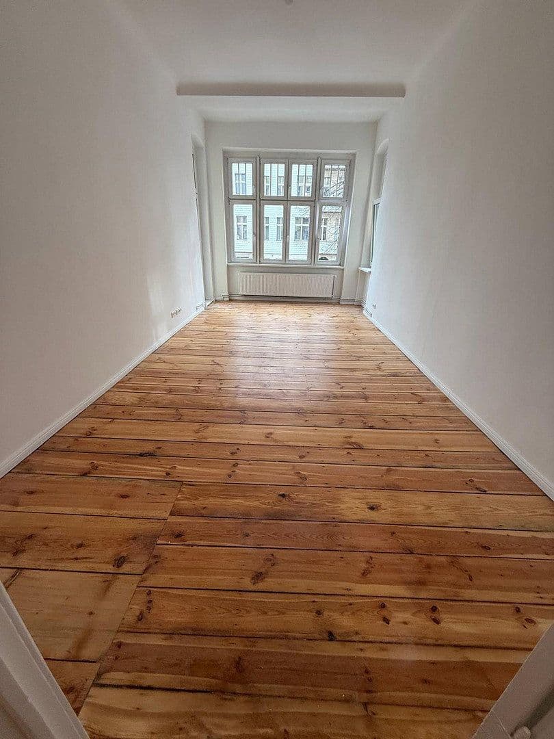 Pronájem bytu 3+1 107 m², Detmolder Straße, Berlin, Berlín Pronájem bytu 3+1 107 m², Detmolder Straße, Berlin, Berlín