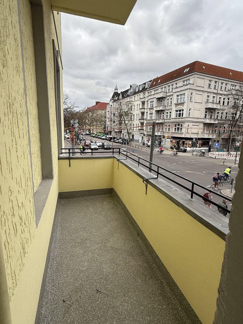 Pronájem bytu 3+1 107 m², Detmolder Straße, Berlin, Berlín Pronájem bytu 3+1 107 m², Detmolder Straße, Berlin, Berlín