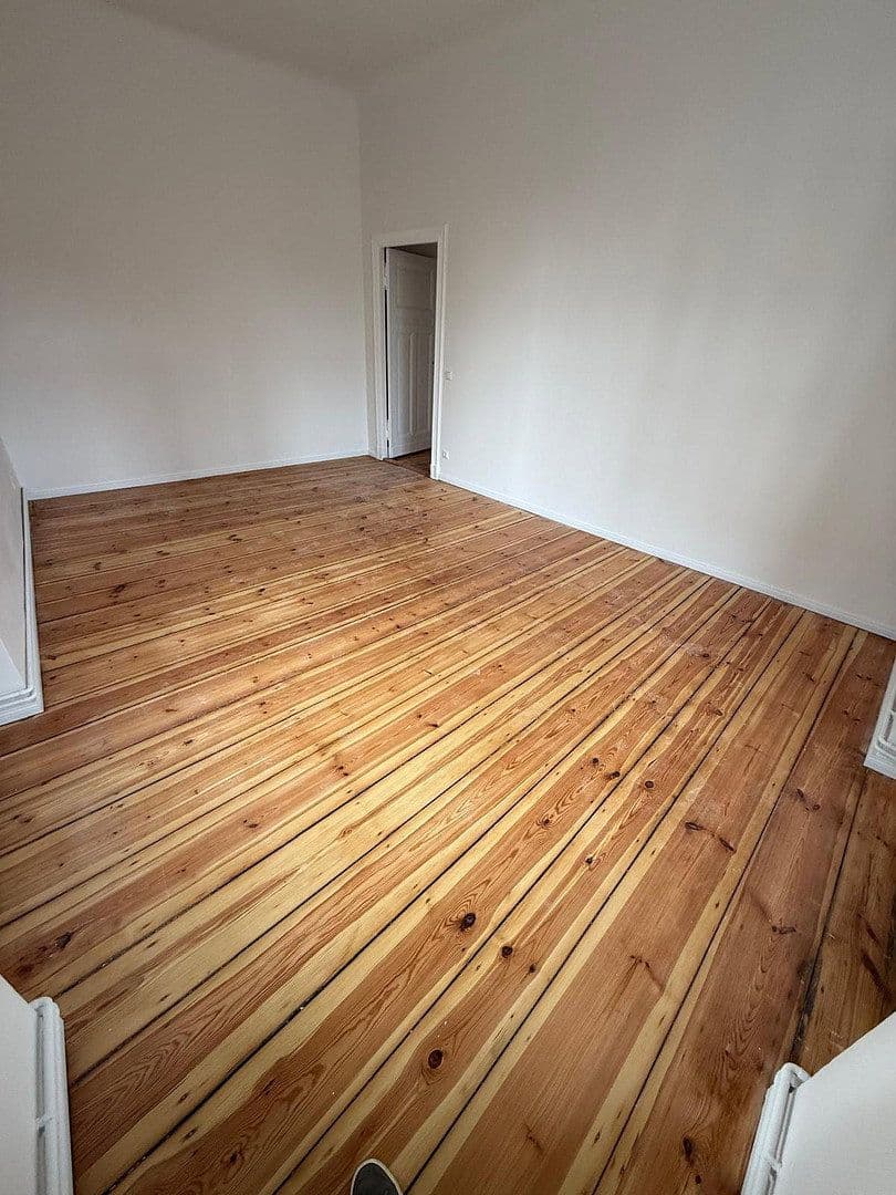 Pronájem bytu 3+1 107 m², Detmolder Straße, Berlin, Berlín Pronájem bytu 3+1 107 m², Detmolder Straße, Berlin, Berlín