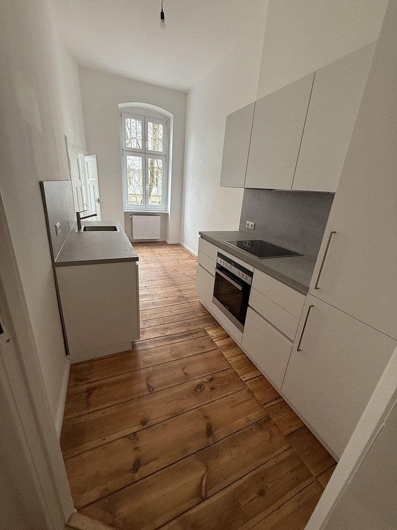 Pronájem bytu 3+1 107 m², Detmolder Straße, Berlin, Berlín Pronájem bytu 3+1 107 m², Detmolder Straße, Berlin, Berlín