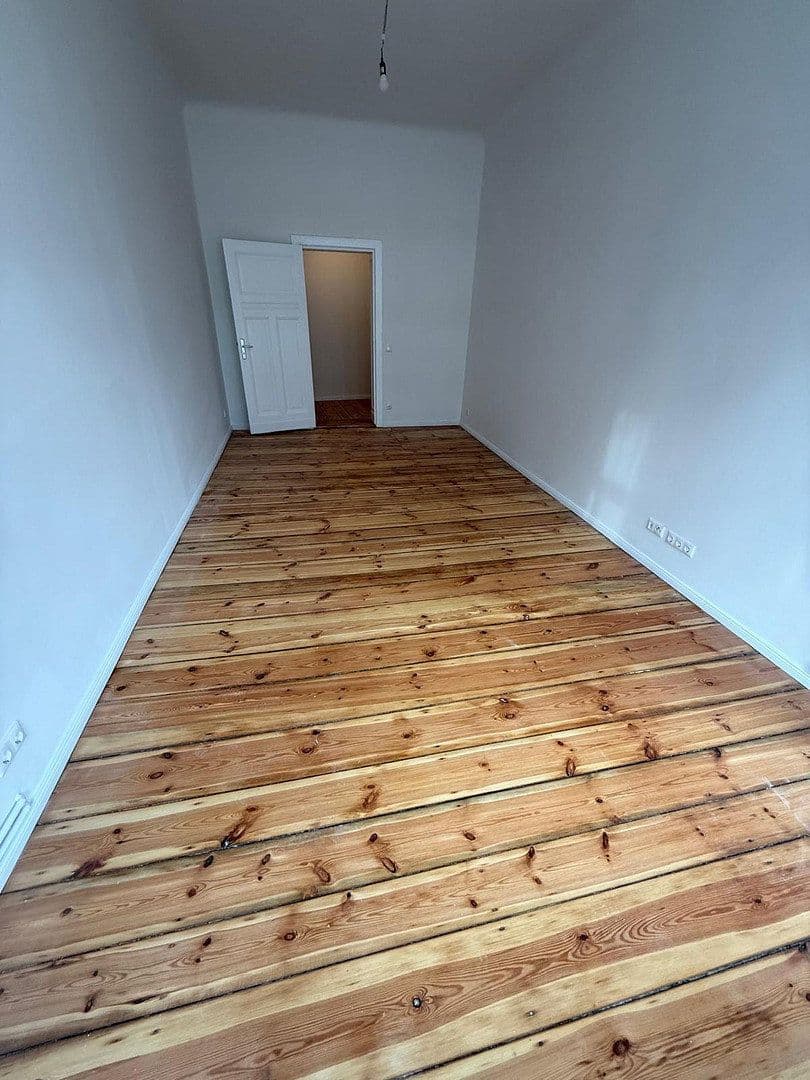 Pronájem bytu 3+1 107 m², Detmolder Straße, Berlin, Berlín Pronájem bytu 3+1 107 m², Detmolder Straße, Berlin, Berlín