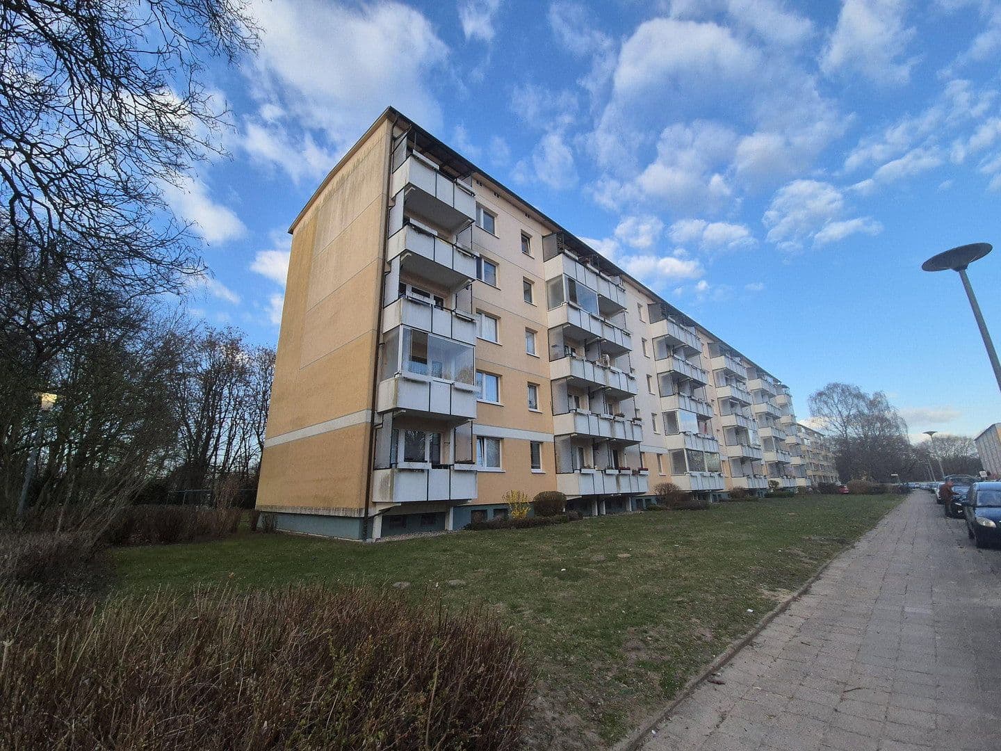 Prodej bytu 3+1 63 m², Brahestraße 13, Rostock, Mecklenburg-Vorpommern Prodej bytu 3+1 63 m², Brahestraße 13, Rostock, Mecklenburg-Vorpommern