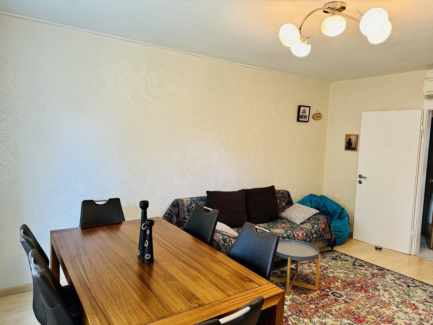 Prodej bytu 3+1 67 m², Herrmann-Leichtlin-Str. 10, Karlsruhe, Bádensko-Württembersko Prodej bytu 3+1 67 m², Herrmann-Leichtlin-Str. 10, Karlsruhe, Bádensko-Württembersko