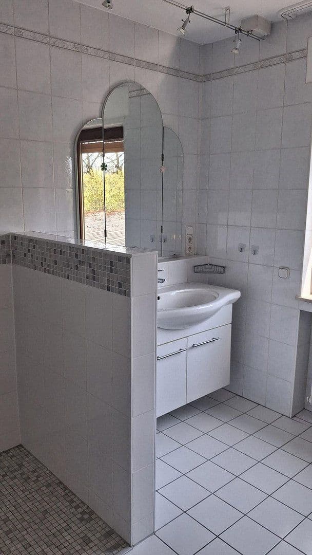 Pronájem bytu 3+kk 105 m², Goethestraße, Langgöns, Hessen Pronájem bytu 3+kk 105 m², Goethestraße, Langgöns, Hessen