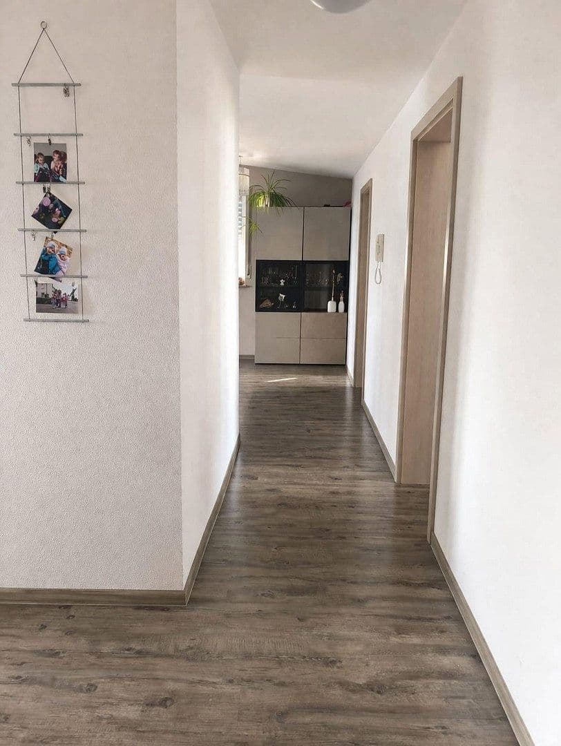 Prodej bytu 4+1 90 m², Reutlingen, Bádensko-Württembersko Prodej bytu 4+1 90 m², Reutlingen, Bádensko-Württembersko