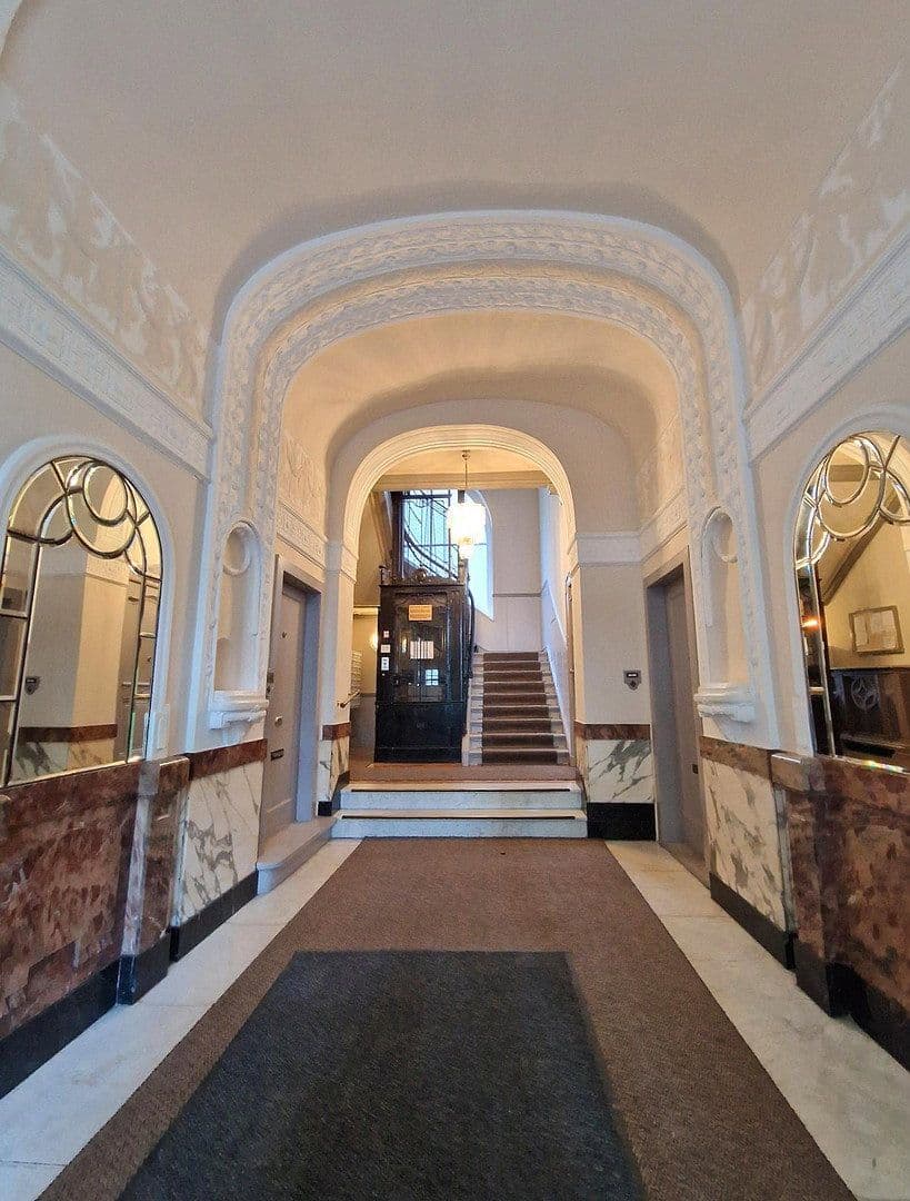 Pronájem bytu 1+1 40 m², Giesebrechtstr. 5, BErlin, Berlín Pronájem bytu 1+1 40 m², Giesebrechtstr. 5, BErlin, Berlín