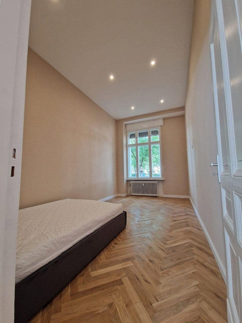 Pronájem bytu 1+1 40 m², Giesebrechtstr. 5, BErlin, Berlín Pronájem bytu 1+1 40 m², Giesebrechtstr. 5, BErlin, Berlín