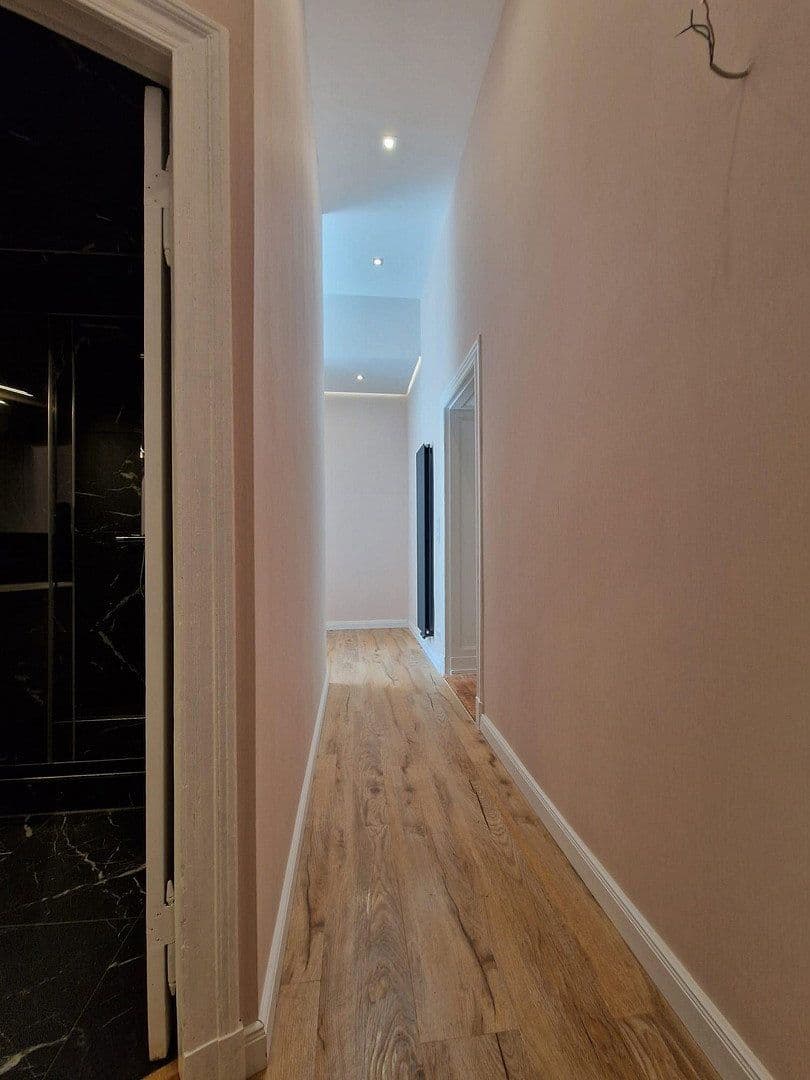 Pronájem bytu 1+1 40 m², Giesebrechtstr. 5, BErlin, Berlín Pronájem bytu 1+1 40 m², Giesebrechtstr. 5, BErlin, Berlín