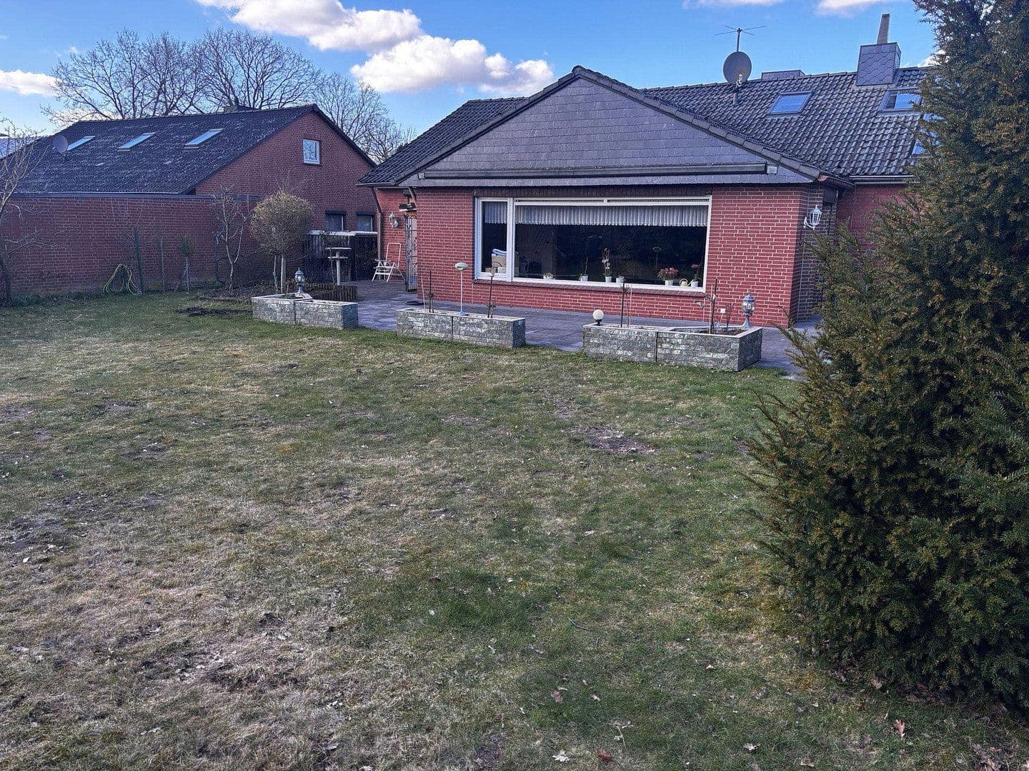 Prodej domu 200 m², pozemek 990 m², Wohltorf, Šlesvicko-Holštýnsko Prodej domu 200 m², pozemek 990 m², Wohltorf, Šlesvicko-Holštýnsko