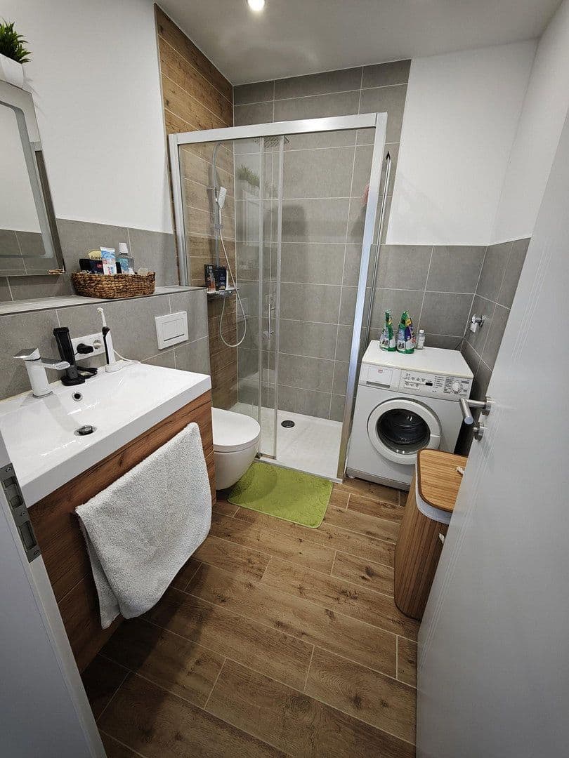 Prodej bytu 2+1 47 m², Zentrumstr. 1, Hemmoor, Dolní Sasko Prodej bytu 2+1 47 m², Zentrumstr. 1, Hemmoor, Dolní Sasko