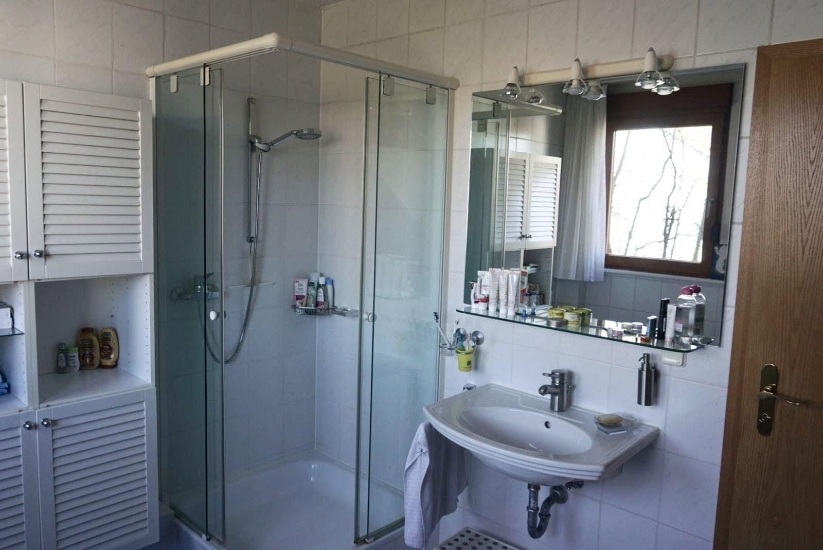 Prodej domu 136 m², pozemek 400 m², Spenge, Severní Porýní-Vestfálsko Prodej domu 136 m², pozemek 400 m², Spenge, Severní Porýní-Vestfálsko